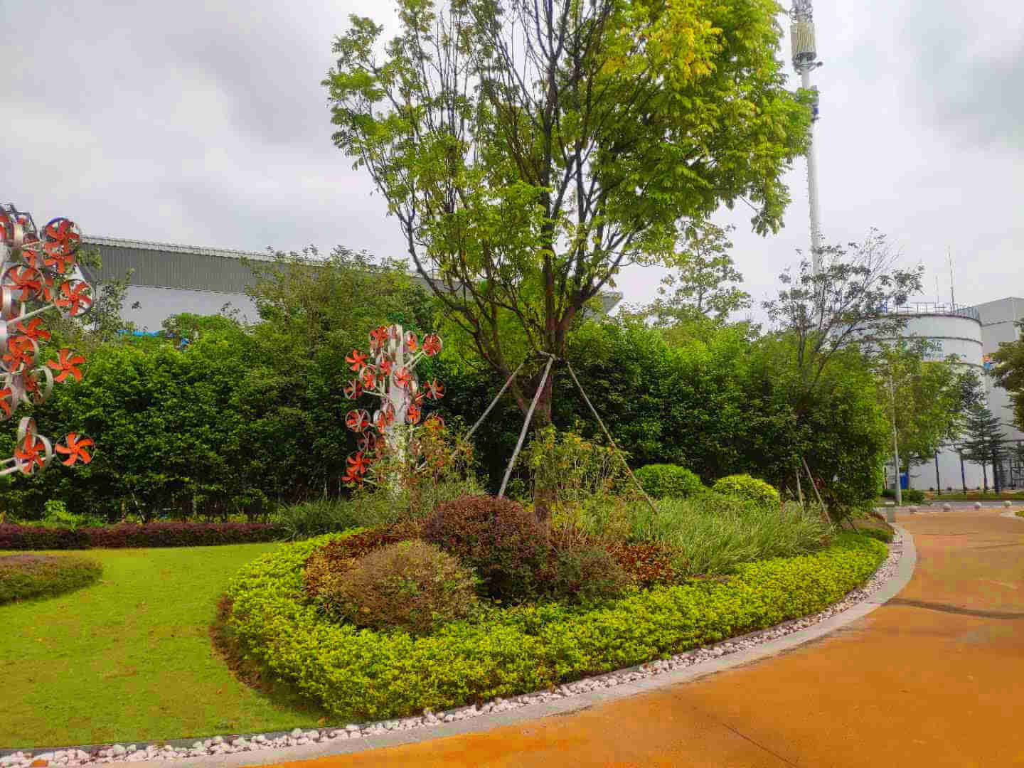 小區(qū)綠化養(yǎng)護(hù)